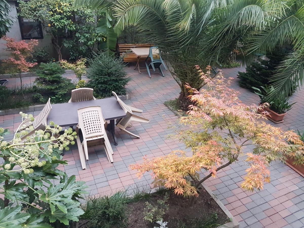 Guesthouse 97 In Batumi 巴统 外观 照片